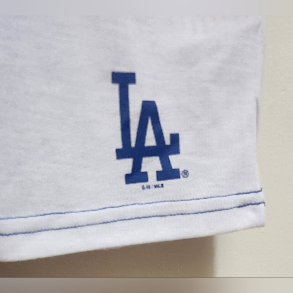 **NWT NEW** Los Angeles Dodgers G-III by Carl Banks Women's T Shirt Top S Small - Picture 3 of 7